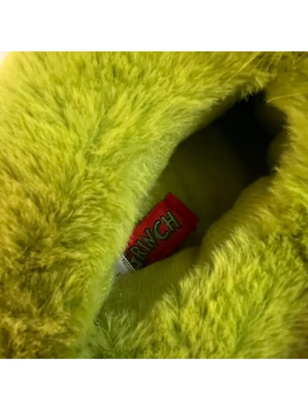 Dr Seus The Grinch Fluffy Slippers Sz 11-12 Kids NWT